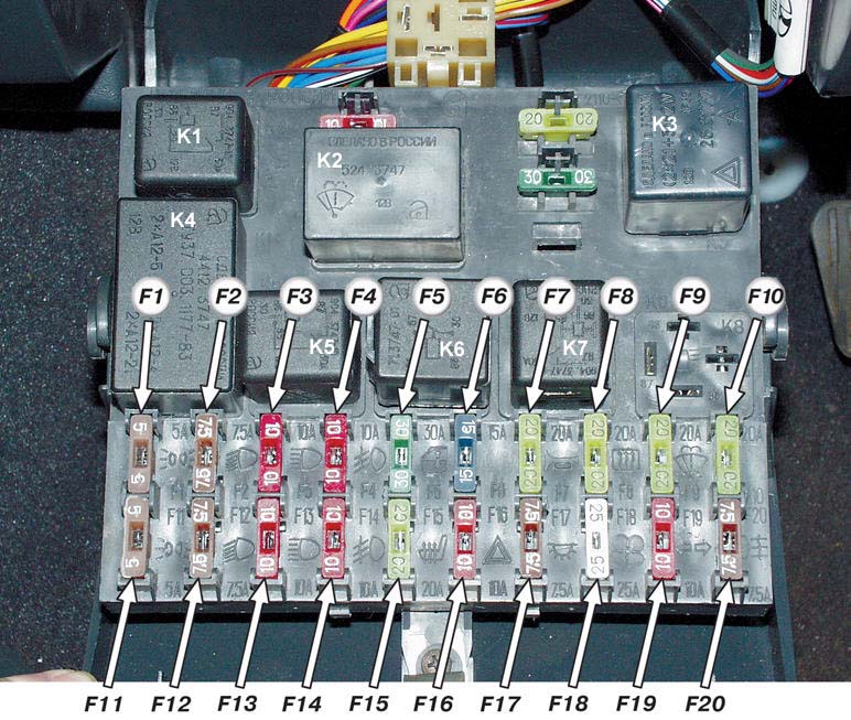 Монтажный блок нового образца ВАЗ-2110, 2111, 2112