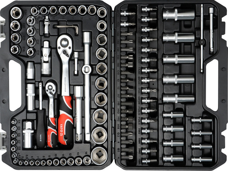 Набор инструментов для ремонта авто