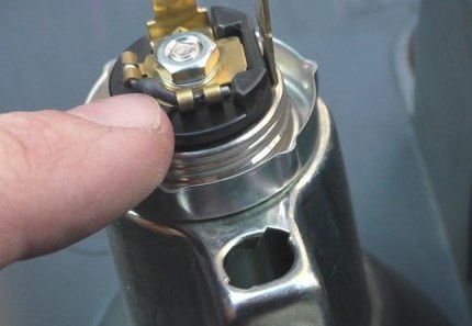 Элемент отвечает за подсветку прикуривателя